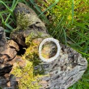 9ct gold-ring-white gold-moissanite-twist-ring-side-sandrakernsjewellery