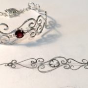 garnet-bracelet-curly-withdrawing-sandrakernsjewellery
